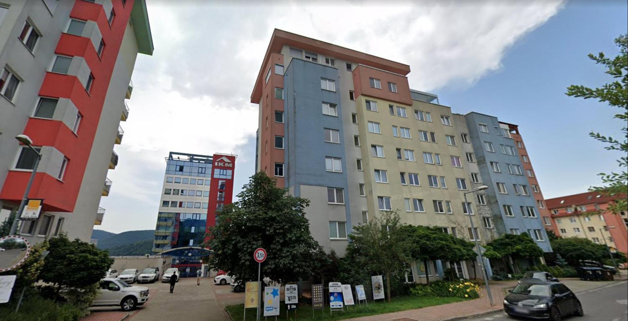 Alure Residences 3 & 24H Self Check-In, Parking In The Garage In The Apartment Building Included, New Building, Terrace, Green Location With A Forest Park With A Lake, Children'S Playground Banská Bystrica Eksteriør bilde